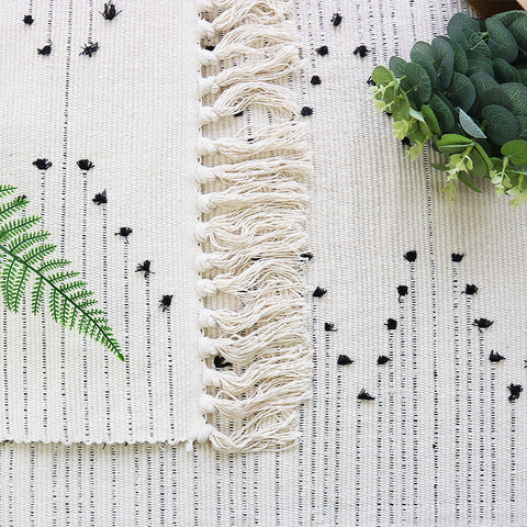Fringed cotton thread mat