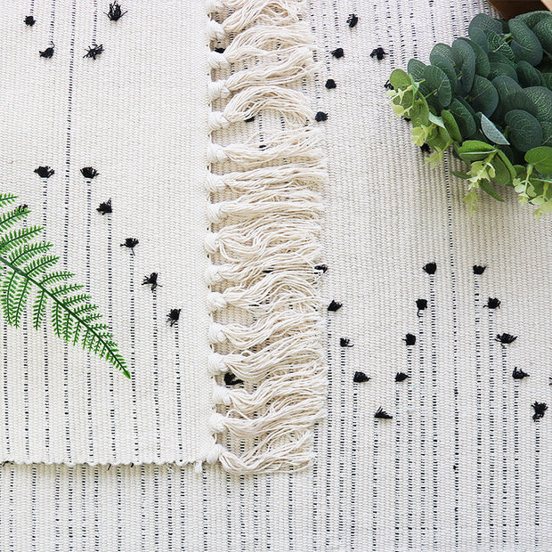 Fringed cotton thread mat